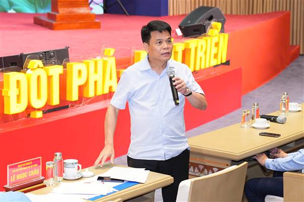 Chủ tịch UBND thành phố Lê Ngọc Châu trực tiếp chỉ đạo tổng duyệt Đại hội Thi đua yêu nước thành phố lần thứ I
