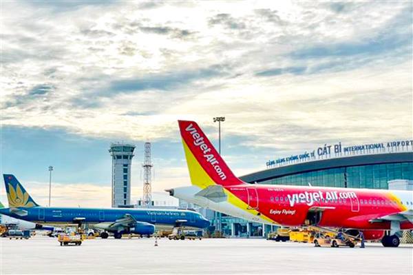Ban hành Kế hoạch tăng cường bảo đảm an toàn, an ninh hàng không trên địa bàn thành phố
