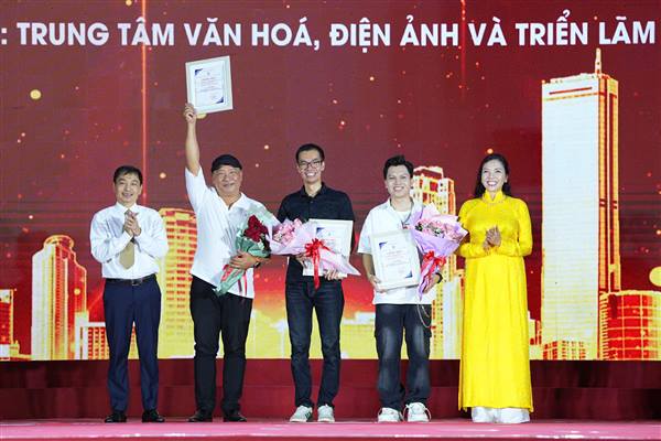 Trao giải Cuộc thi sáng tác các ca khúc kỷ niệm 70 năm Ngày giải phóng Hải Phòng