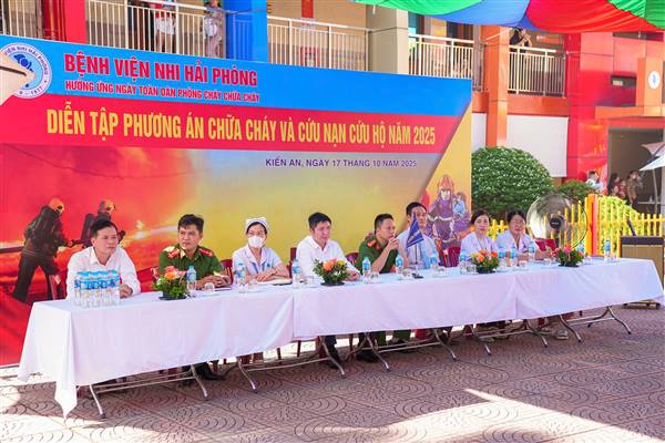 Bệnh viện Nhi Hải Phòng phối hợp các lực lượng chức năng diễn tập phương án chữa cháy, cứu nạn, cứu hộ năm 2025