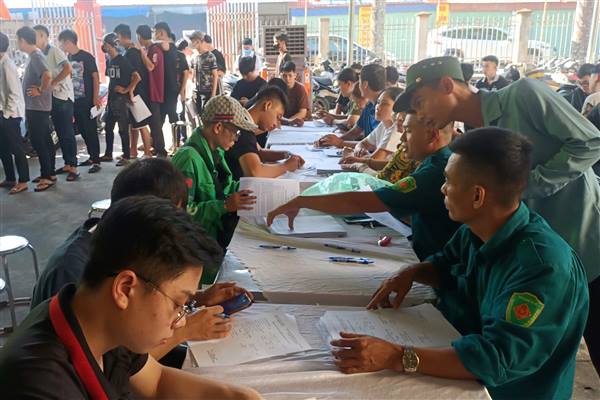 Phường Thiên Hương tổ chức sơ tuyển, kiểm tra sức khỏe công dân sẵn sàng nhập ngũ năm 2026