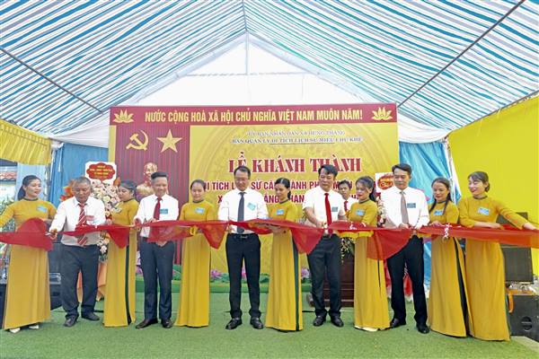 Khánh thành Di tích lịch sử cấp thành phố – Miếu Chử Khê (xã Hùng Thắng)