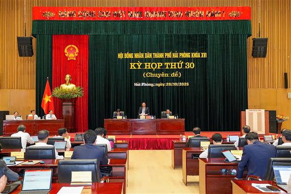 Thông qua 21 Nghị quyết tại Kỳ họp thứ 30 (Kỳ họp chuyên đề) HĐND thành phố khóa XVI, nhiệm kỳ 2021 - 2026