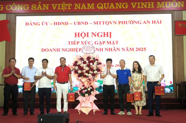 Phường An Hải đối thoại và tiếp xúc với các Doanh nghiệp, Doanh nhân nhân dịp Kỷ niệm Ngày Doanh nhân Việt Nam 13/10
