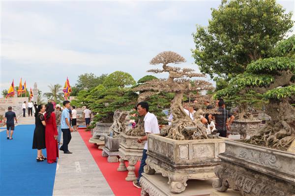 Khai mạc trưng bày sinh vật cảnh Kỷ niệm 484 năm Ngày mất Thái Tổ Mạc Đăng Dung