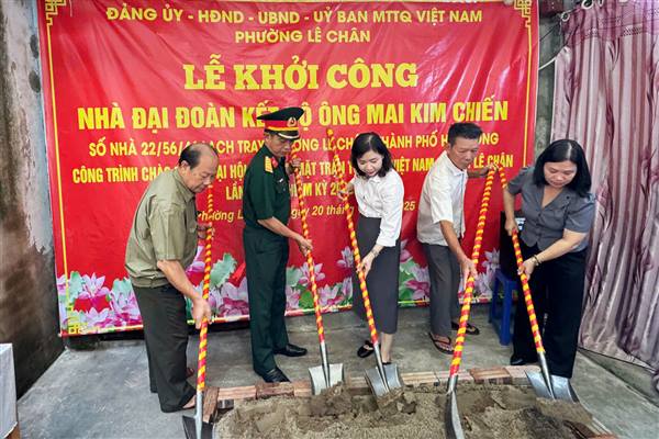 Khởi công sửa Nhà “Đại đoàn kết” cho hộ gia đình có hoàn cảnh khó khăn trên địa bàn phường Lê Chân