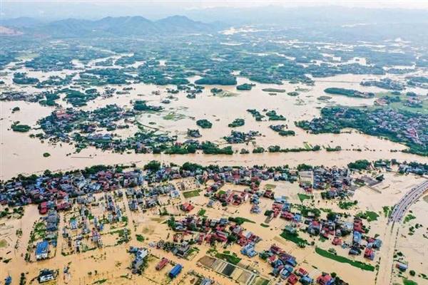 Chủ động triển khai các biện pháp ứng phó mưa lũ, sạt lở đất do ảnh hưởng Bão số 11