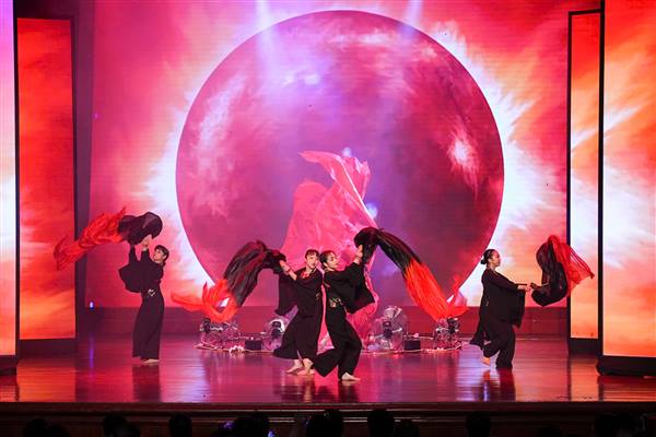 “Dạ hội kỳ hoa” – Nơi Thần thoại giao thoa cùng J-Pop