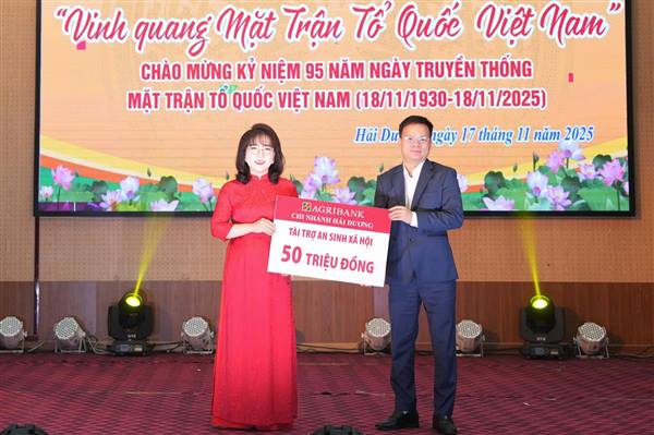 Phường Hải Dương tổ chức chương trình văn nghệ “Vinh quang Mặt trận Tổ quốc Việt Nam”, hưởng ứng Tháng “Vì người nghèo” năm 2025