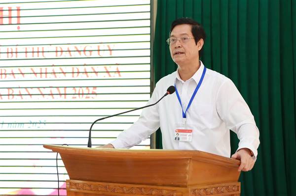 Bí Thư Đảng ủy, Chủ tịch UBND xã Kiến Thụy đối thoại, giải đáp kiến nghị của Nhân dân 