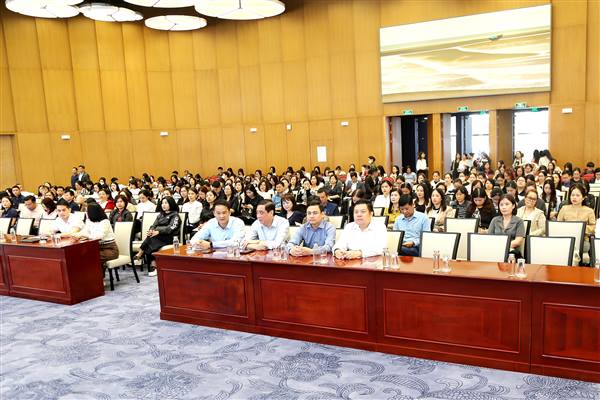 Phổ biến kiến thức pháp luật cho doanh nghiệp nhỏ và vừa, hộ kinh doanh, cá nhân kinh doanh và người làm công tác hỗ trợ pháp lý