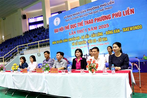 Phường Phù Liễn khai mạc Giải Đá cầu năm 2025 trong chương trình Đại hội Thể dục Thể thao lần thứ I