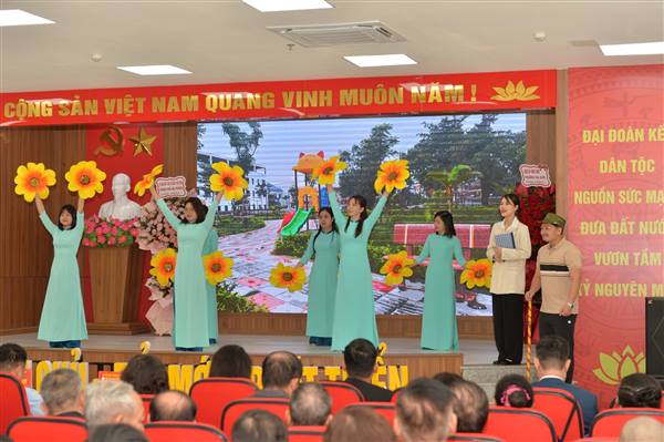 Sôi nổi Hội thi tuyên truyền “95 năm – Vinh quang Mặt trận” phường Gia Viên