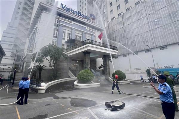 Thực tập phương án chữa cháy và cứu nạn, cứu hộ tại Ngân hàng TMCP Công thương Việt Nam - chi nhánh Lê Chân