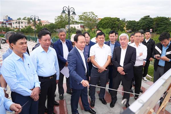 Bí thư Thành ủy Lê Tiến Châu kiểm tra tiến độ thực hiện dự án phát triển thành phố Hải Phòng thích ứng với biến đổi khí hậu và chỉnh trang đô thị khu vực trung tâm