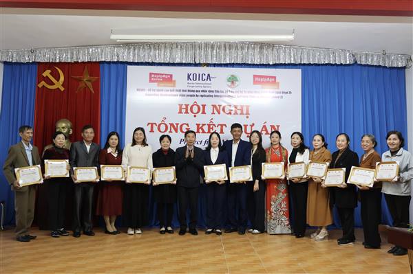 Tổng kết Dự án “Hỗ trợ người cao tuổi thiệt thòi thông qua nhân rộng Câu lạc bộ Liên thế hệ tự giúp nhau – giai đoạn 2”