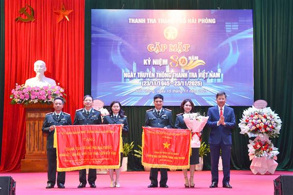 Gặp mặt kỷ niệm 80 năm Ngày truyền thống ngành Thanh tra Việt Nam (23/11/1945 – 23/11/2025)