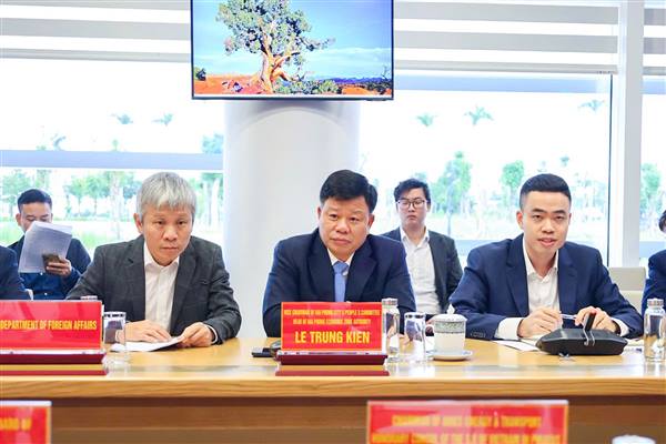 Hải Phòng quan tâm thu hút đầu tư phát triển ngành công nghiệp vận tải biển