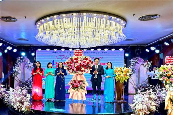 Phường Gia Viên tổ chức gặp mặt kỷ niệm 43 năm Ngày Nhà giáo Việt Nam