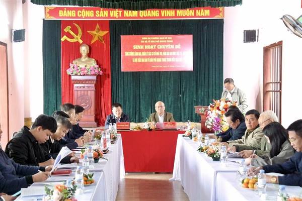 Thiếu tướng Bùi Quang Bình, Giám đốc Công an thành phố dự sinh hoạt chuyên đề tại Chi bộ Tổ dân phố Quang Trung, phường Nam Đồ Sơn