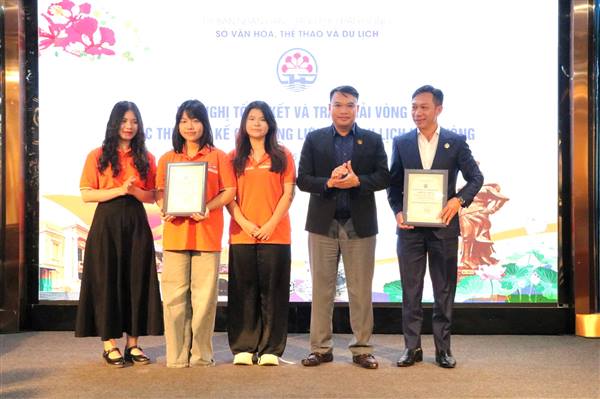 Trao giải Vòng 1 Cuộc thi thiết kế quà tặng lưu niệm du lịch Hải Phòng