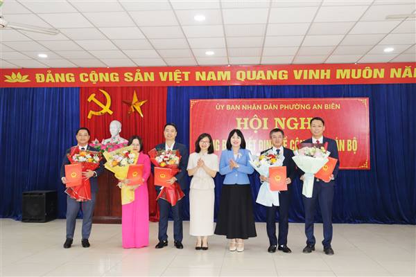 Phường An Biên công bố các Quyết định về công tác cán bộ