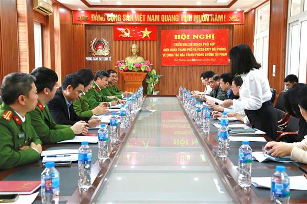 Tăng cường phối hợp trong công tác đấu tranh phòng chống tội phạm lĩnh vực Bảo hiểm xã hội