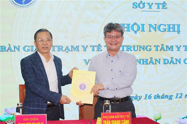 Sở Y tế Hải Phòng bàn giao 114 trạm y tế về UBND các xã, phường, đặc khu quản lý