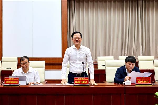 Phó Bí thư Thành ủy Phạm Văn Lập tiếp và làm việc với Đoàn Chủ tịch Trung ương Hội Cựu Thanh niên xung phong