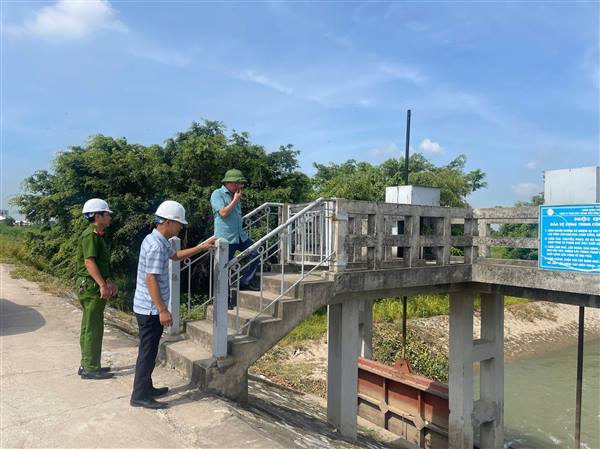 Theo dõi chặt chẽ diễn biến thời tiết, triển khai đồng bộ các biện pháp phòng, chống bão và mưa lũ trên địa bàn