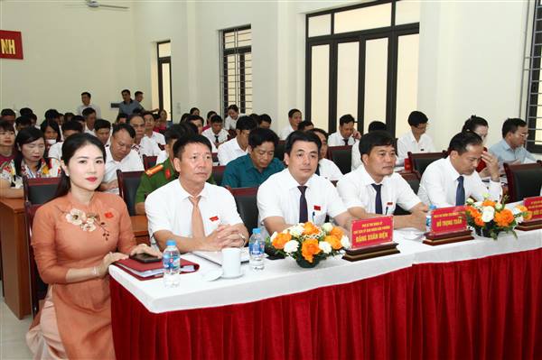 HĐND phường Dương Kinh quyết định nhiều vấn đề trọng tâm nhằm tiếp tục cụ thể hóa các Nghị quyết của Đảng và Nhà nước