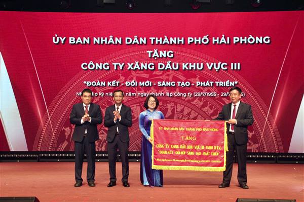 Công ty Xăng dầu Khu vực III – 70 năm xây dựng và phát triển: Khẳng định vai trò tiên phong của ngành xăng dầu tại thành phố Cảng