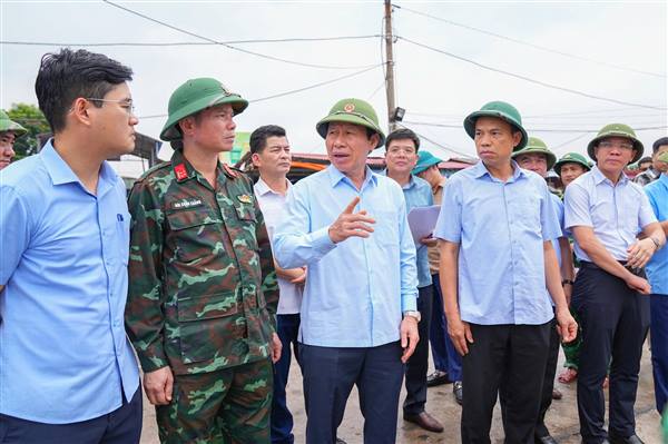 Bí thư Thành uỷ Lê Tiến Châu kiểm tra công tác phòng, chống Bão số 3 tại đặc khu Cát Hải, xã Hà Đông và phường Đồ Sơn
