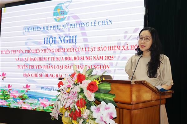 Hội LHPN phường Lê Chân tuyên truyền Luật Bảo hiểm xã hội, Luật Bảo hiểm y tế sửa đổi năm 2025 và phân loại rác thải tại nguồn