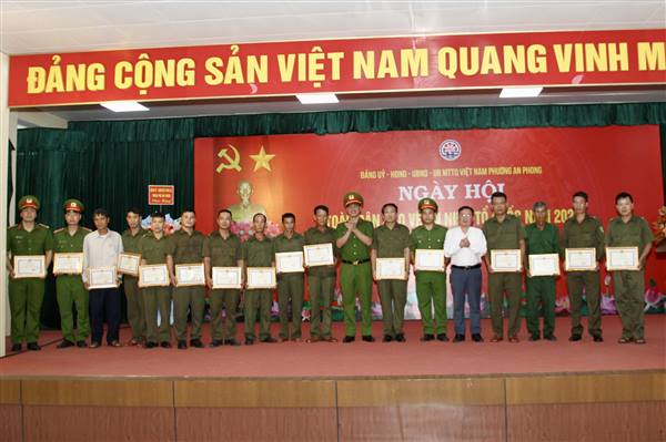 Phường An Phong tổ chức Ngày hội Toàn dân bảo vệ an ninh Tổ quốc năm 2025