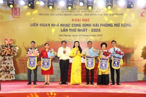 Khai mạc Liên hoan Nhã nhạc cung đình Hải Phòng mở rộng lần thứ Nhất - 2025: Hướng tới xây dựng “Thành phố Âm nhạc”