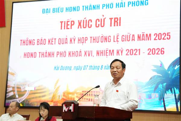 Chủ tịch HĐND thành phố cùng Tổ đại biểu số 19 tiếp xúc cử tri tại khu vực phía Tây thành phố