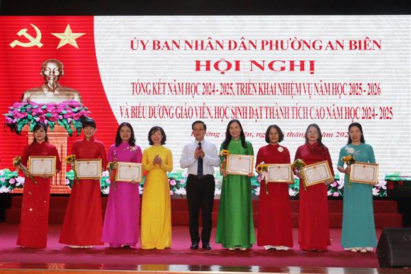 Phường An Biên biểu dương giáo viên, học sinh đạt thành tích cao năm học 2024 - 2025