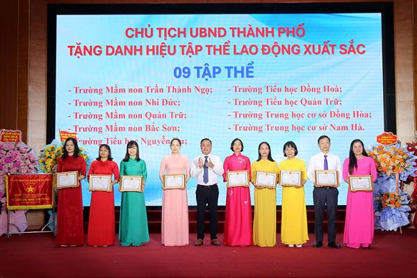 Phường Kiến An tổng kết năm học 2024-2025, triển khai nhiệm vụ năm học 2025-2026
