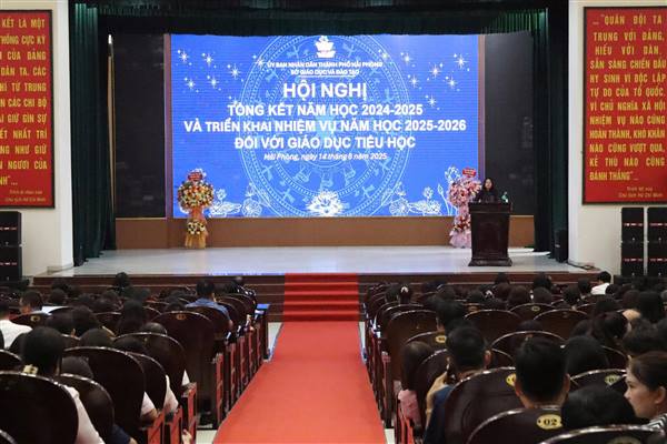 Năm học 2024-2025, cấp Tiểu học thành phố duy trì tỷ lệ huy động học sinh và phổ cập giáo dục ở mức cao, giữ vững chất lượng toàn diện