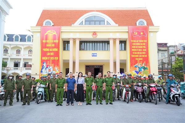 Công an phường Hải Dương ra quân cao điểm xây dựng địa bàn không ma tuý
