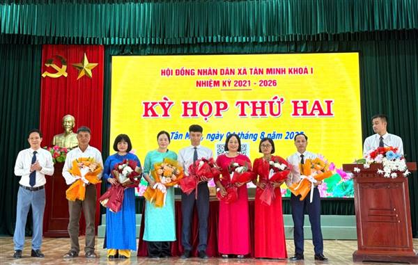 Kỳ họp thứ 2 HĐND xã Tân Minh: Bàn giải pháp phát triển kinh tế - xã hội 6 tháng cuối năm 2025