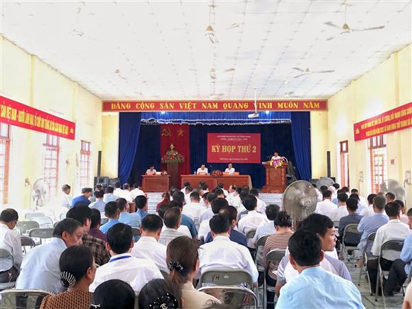 HĐND xã Chấn Hưng khóa I tổ chức Kỳ họp thứ 2, đánh giá tình hình phát triển kinh tế - xã hội 6 tháng đầu năm 2025