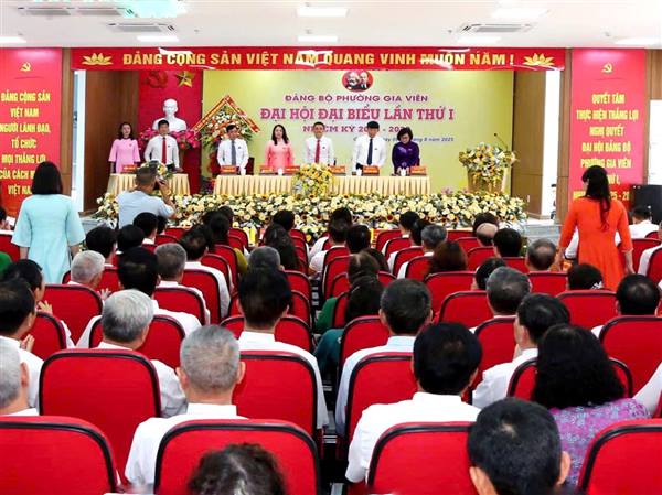 206 đại biểu chính thức&nbsp;tham dự&nbsp;Đại hội&nbsp;đại biểu Đảng bộ phường Gia Viên lần thứ&nbsp;I, nhiệm kỳ 2025 - 2030