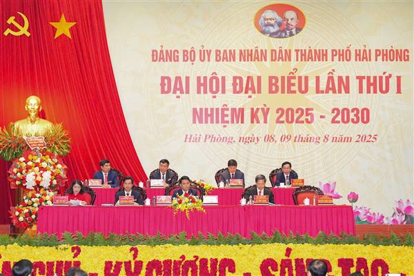 Xây dựng Đảng bộ UBND thành phố Hải Phòng thật sự trong sạch, vững mạnh, có bộ máy hành chính hiệu năng, hiệu lực, hiệu quả