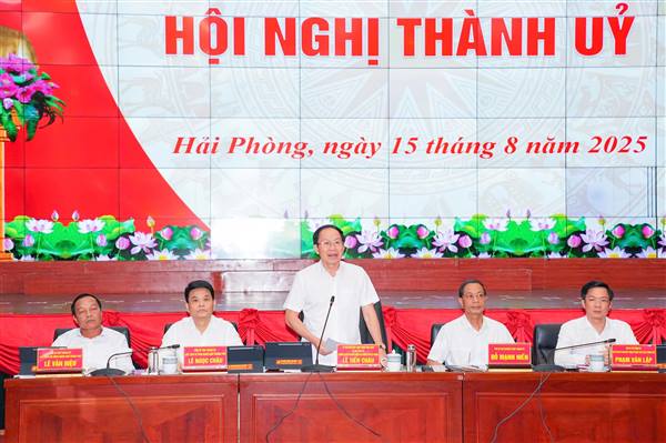 Hội nghị Thành ủy thảo luận, tham gia ý kiến vào dự thảo Văn kiện trình Đại hội Đảng bộ thành phố lần thứ I, nhiệm kỳ 2025 - 2030