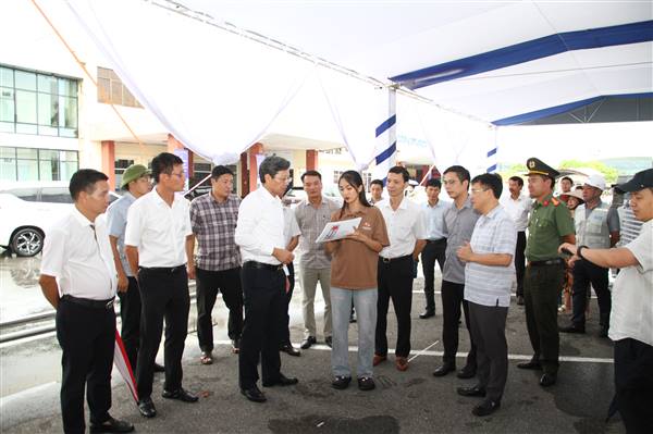 Phó Chủ tịch Thường trực UBND thành phố Lê Anh Quân kiểm tra công tác chuẩn bị Lễ khởi công, khánh thành các công trình chào mừng Kỷ niệm 80 năm Quốc khánh 2/9
