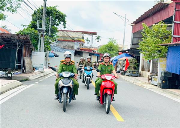 Công an xã Tân Minh ra quân cao điểm thực hiện mục tiêu xã, phường, đặc khu không ma túy