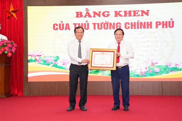 Phường Ngô Quyền biểu dương các điển hình tiên tiến giai đoạn 2020–2025
