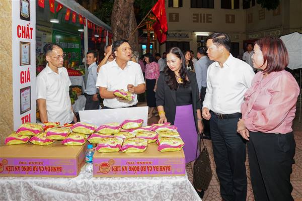 Khai trương Sàn trưng bày OCOP, VietGAP, GlobalGAP: Kết nối giao thương, đưa sản phẩm Việt chất lượng cao đến người tiêu dùng